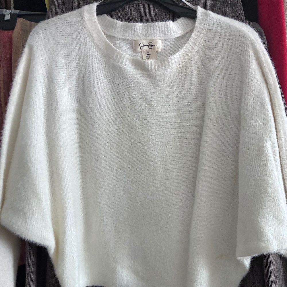 Jessica Simpson white sweater size small